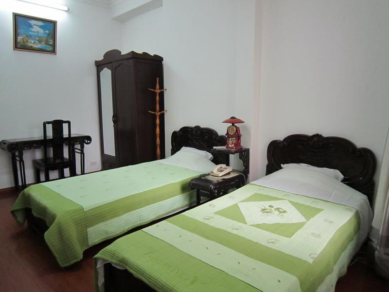 Hoang Cuong Hotel Hanoi Exterior photo